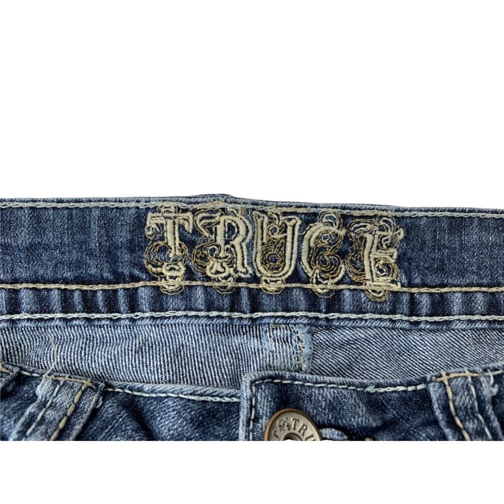 Truce Women's Jean Shorts - Picture 4 of 7